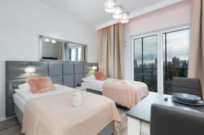 Apartments with parking Warsaw Business Center by Noclegi Renters